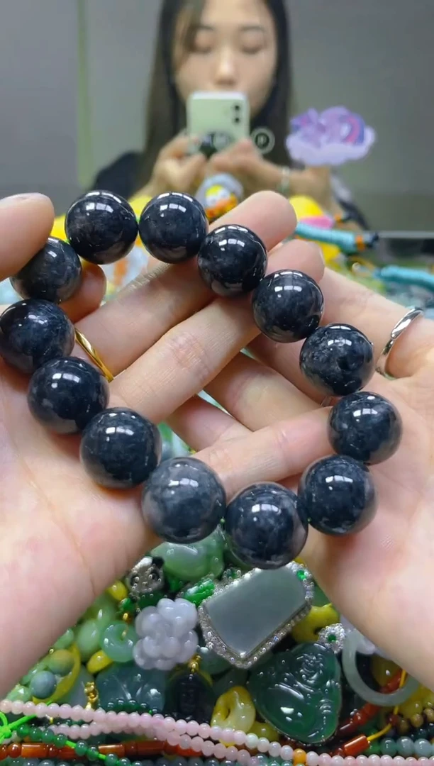 翡翠未镶嵌颈饰16MM/N/翡翠A货，一件也可是批发价