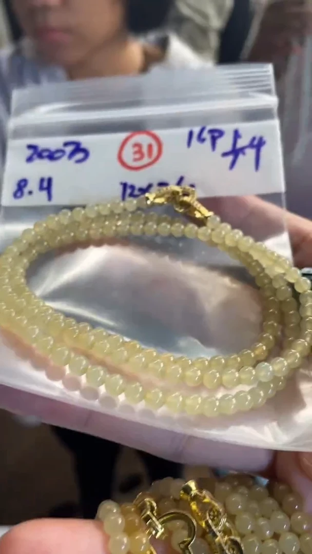 定制翡翠未镶嵌天然缅甸翡翠多样性
