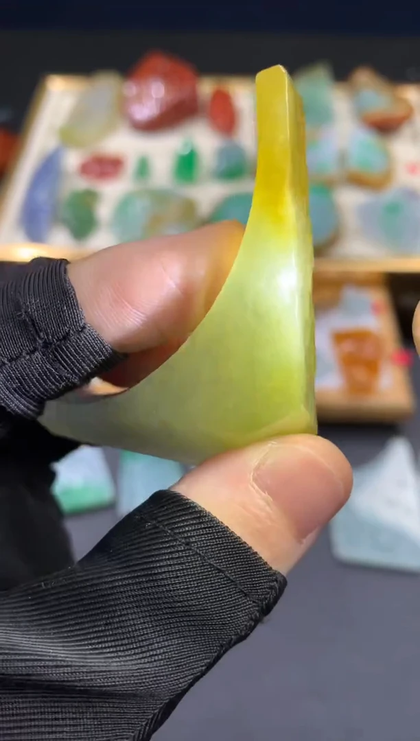 【闪购商品】定制翡翠未镶嵌