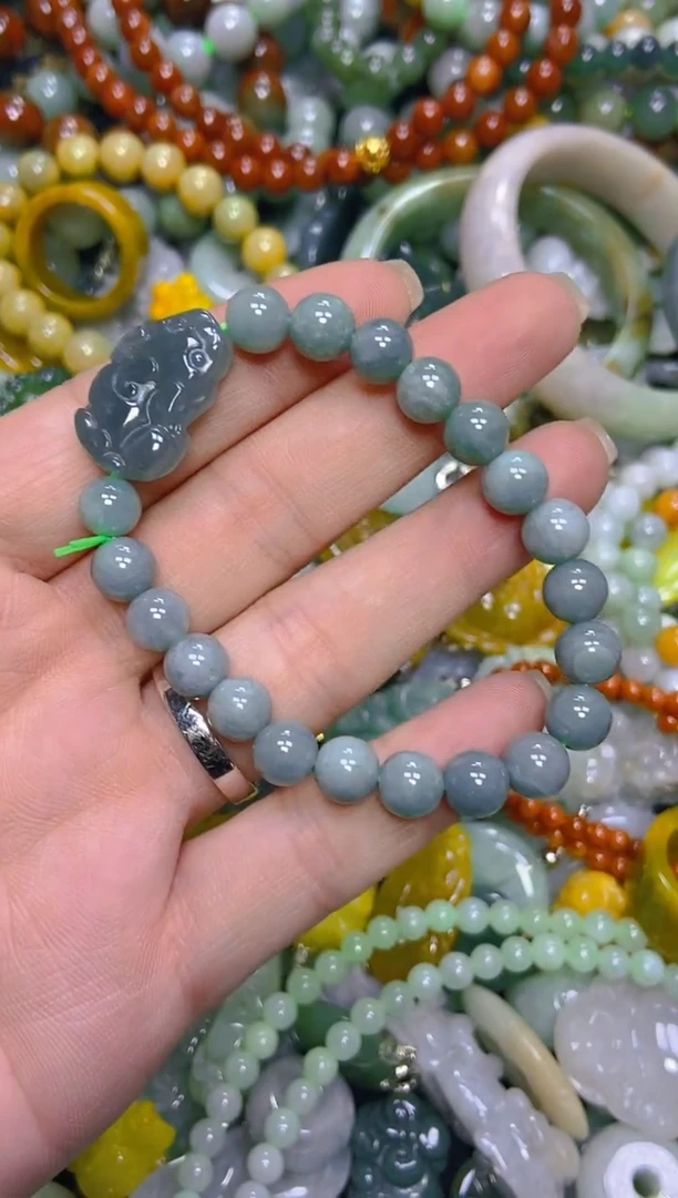 颈饰未镶嵌翡翠8MM