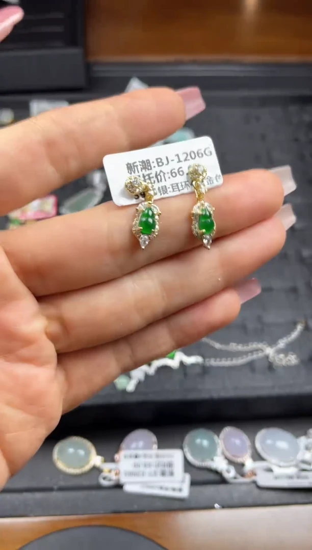 银S925镶嵌戒指翡翠天然翡翠A货