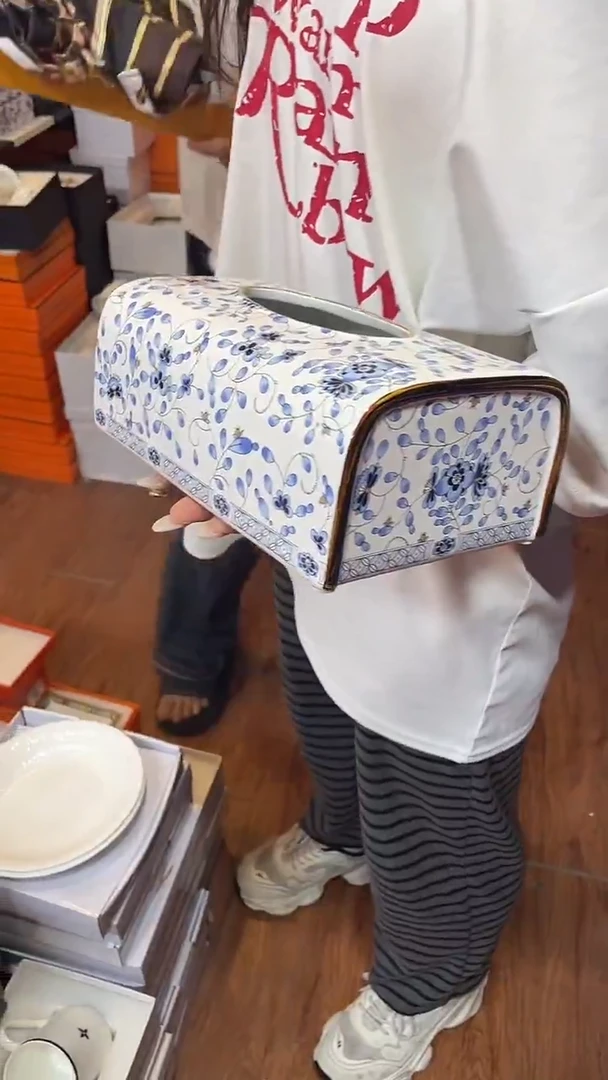 鸿辉家品牌瓷器，京东包邮！
