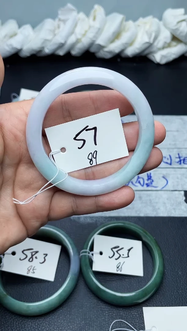 未镶嵌手镯翡翠89