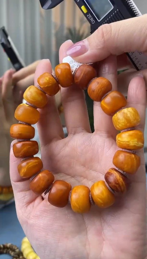 【闪购商品】蜜蜡珠宝奇石未镶嵌假一罚十，微瑕发一件0