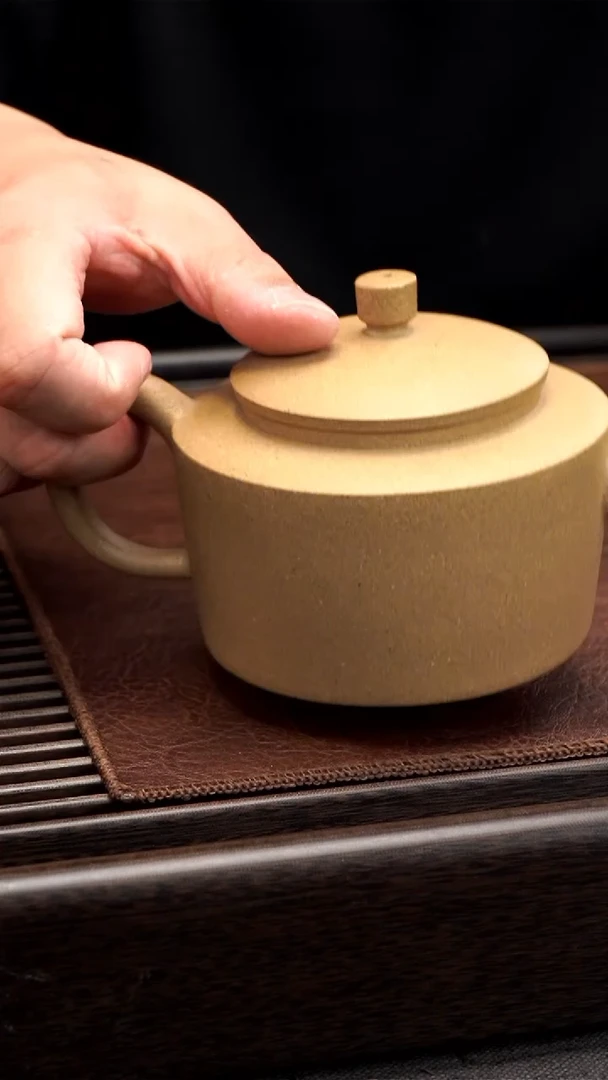 【闪购商品】段泥     宫灯 300cc