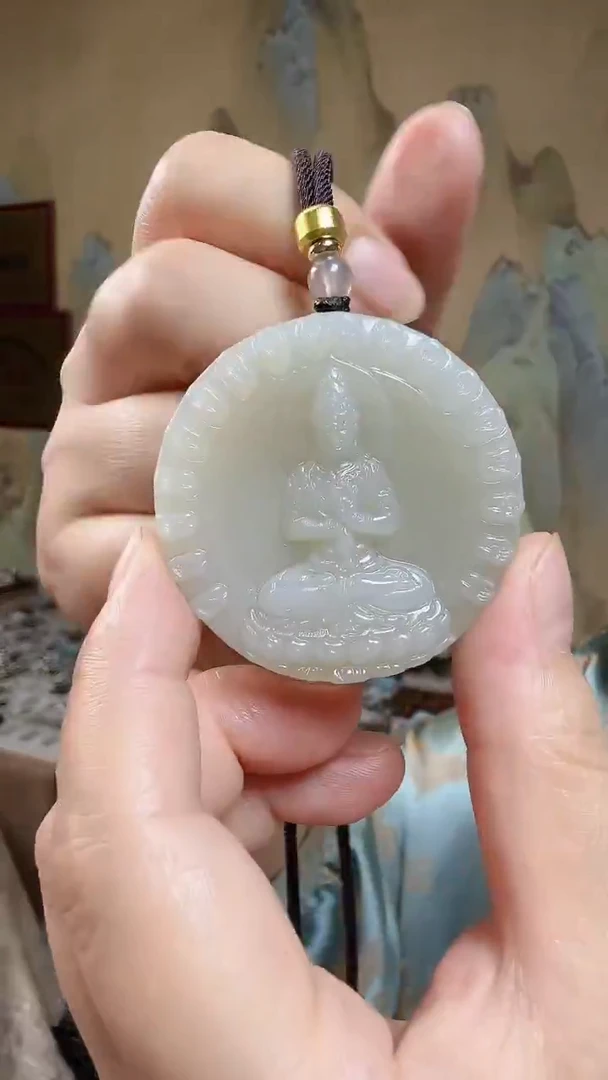 颈饰未镶嵌和田玉.