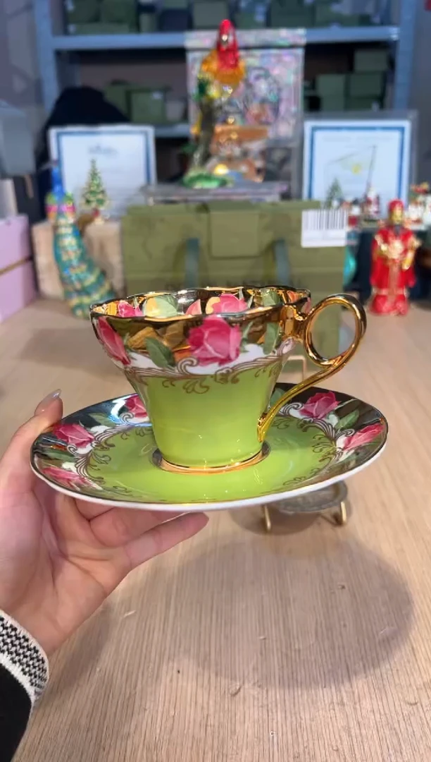 【闪购商品】杯211绿釉19朵玫瑰杯碟