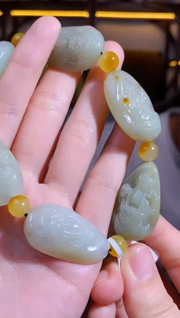 颈饰未镶嵌和田玉1