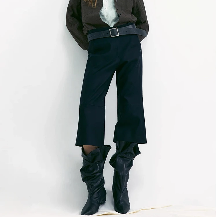 LOW CLASSIC 25秋冬 3PT04 卡普里裤