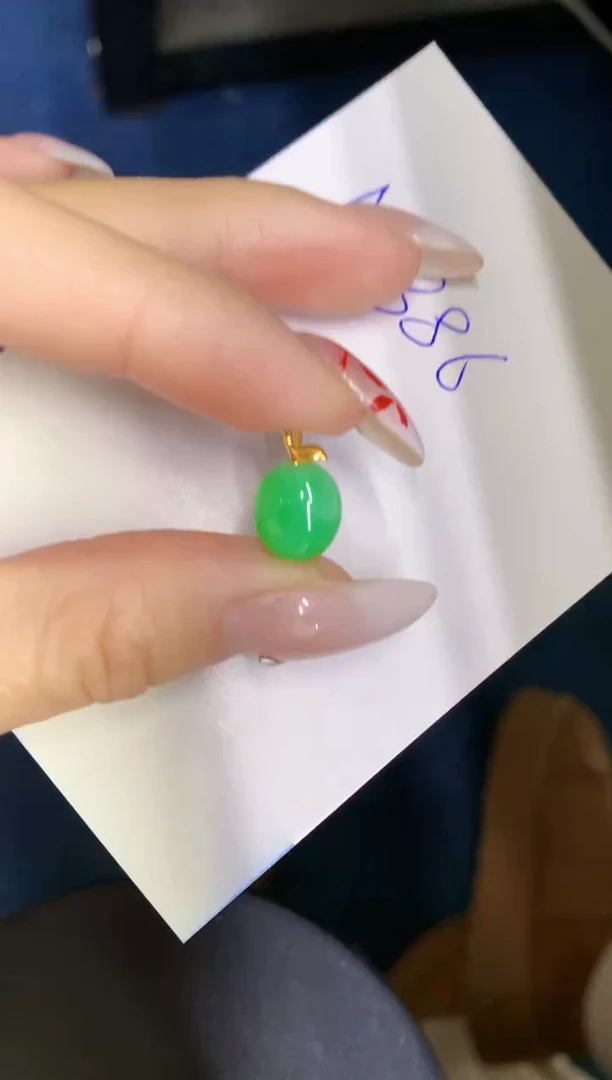 【闪购商品】翡翠颈饰18K金镶嵌00000000000