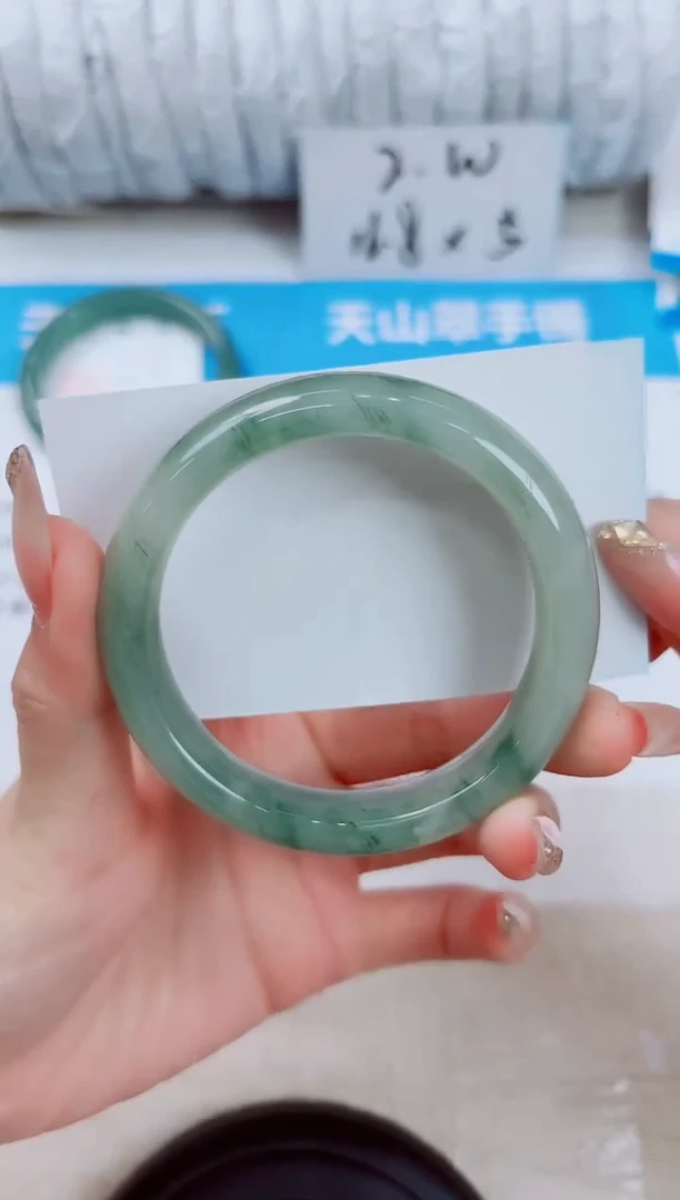 石英质玉手镯未镶嵌129-56