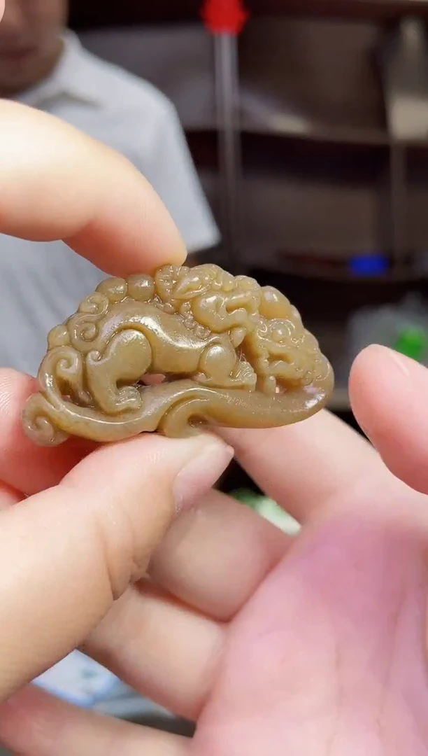 和田玉未镶嵌颈饰1