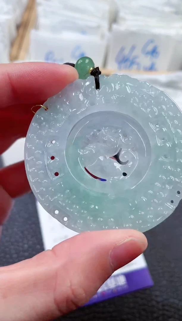 【闪购商品】翡翠颈饰未镶嵌00001143