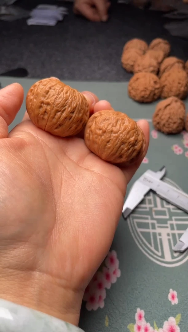 把件文玩核桃w200  铁锤40尺