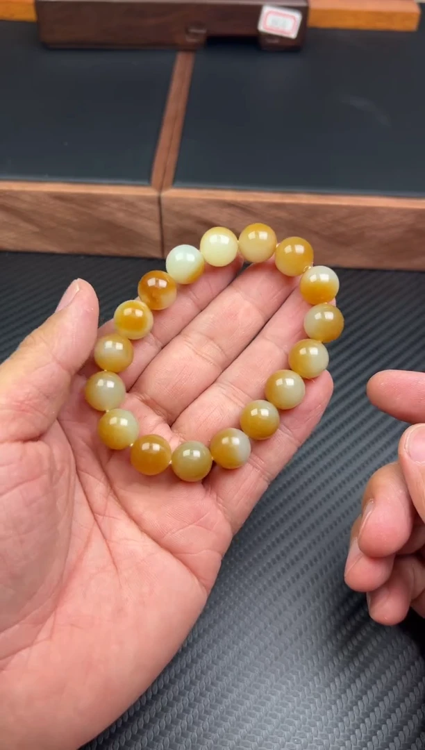 手串未镶嵌和田玉若羌微色差卡12