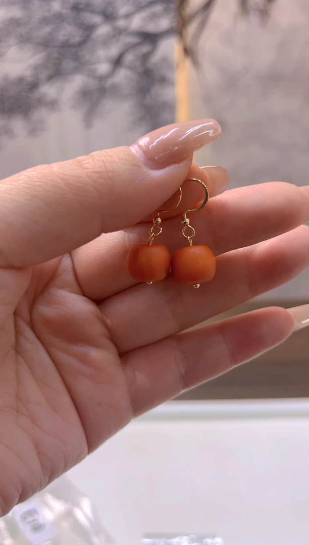 蜜蜡14K金镶嵌耳饰E10