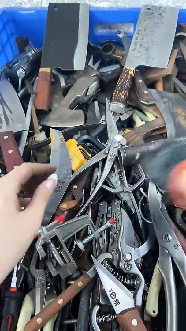 灰**?五金园艺农具厨具工具闪购