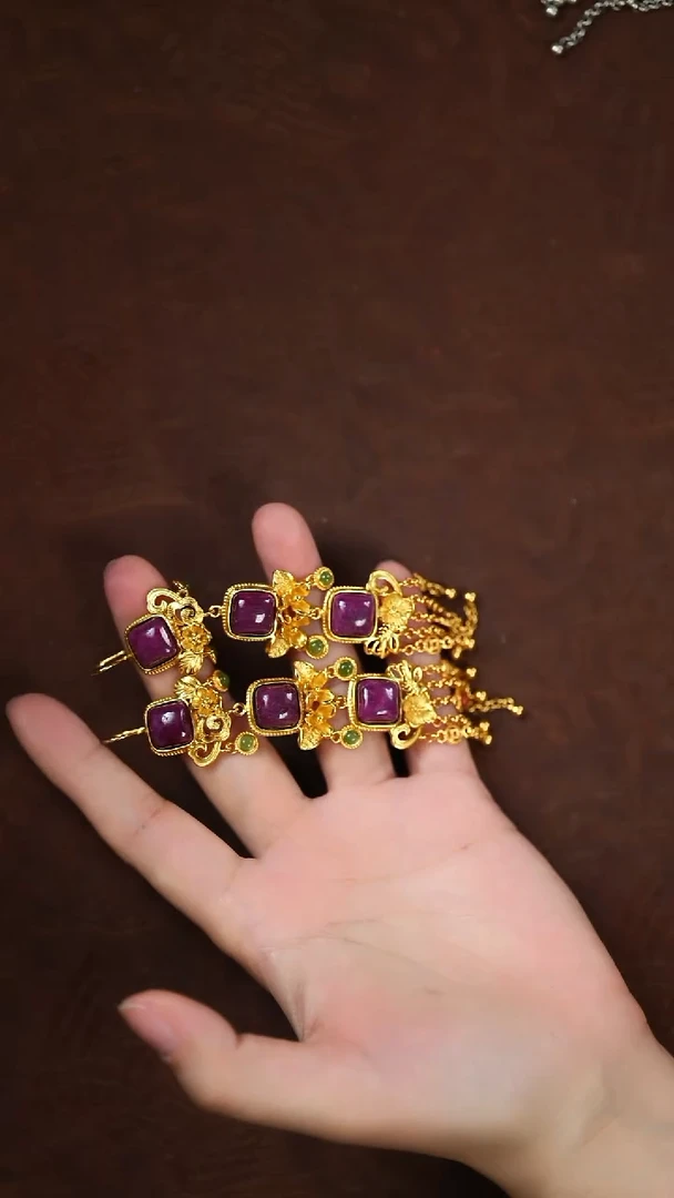 未镶嵌耳环红宝石闪购 方块流苏