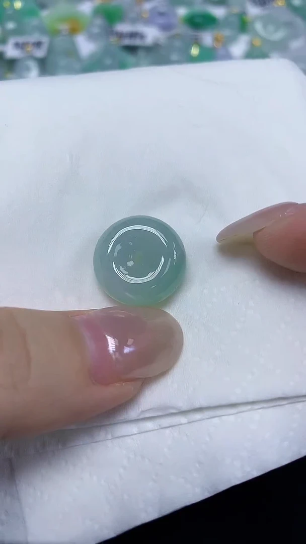 翡翠未镶嵌颈饰天然缅甸翡翠A货