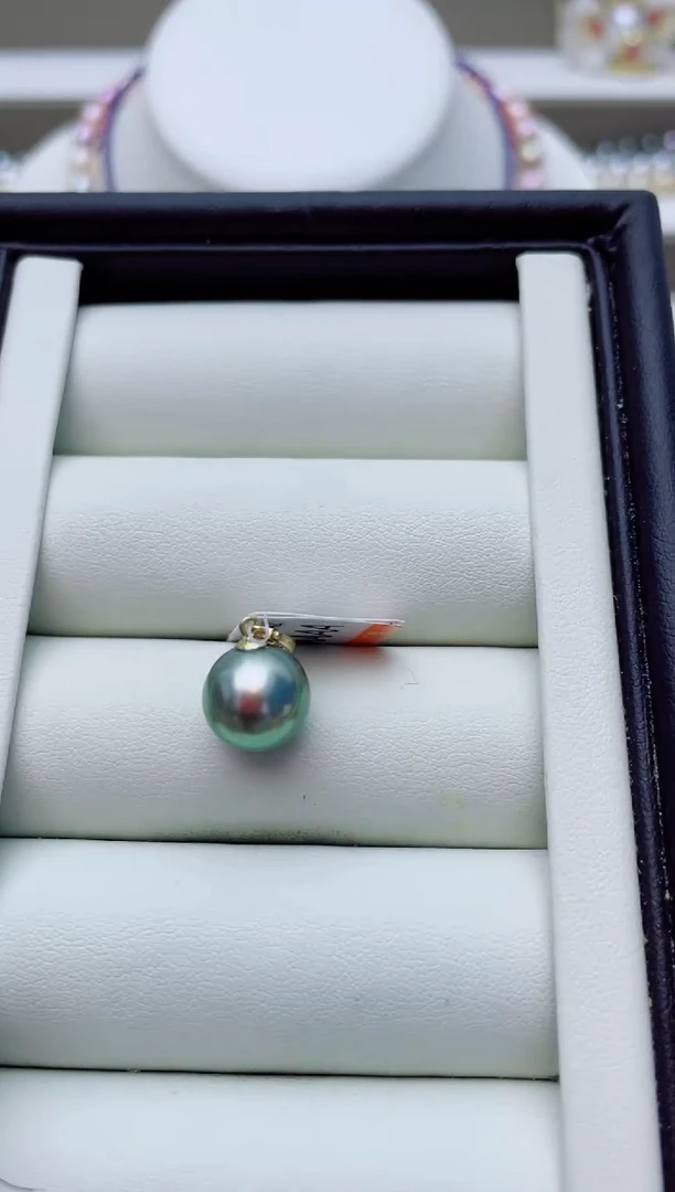 18K金镶嵌海水珍珠颈饰W45