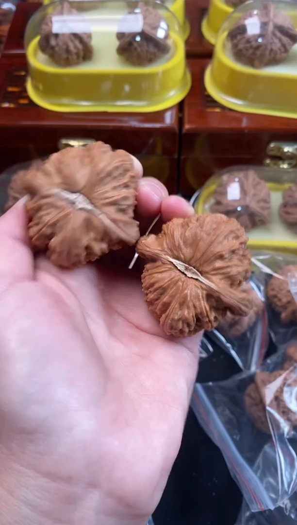 把件文玩核桃白狮子46尺Q421