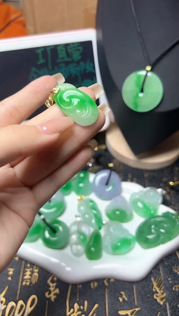 颈饰未镶嵌翡翠所见即所得，一图一物