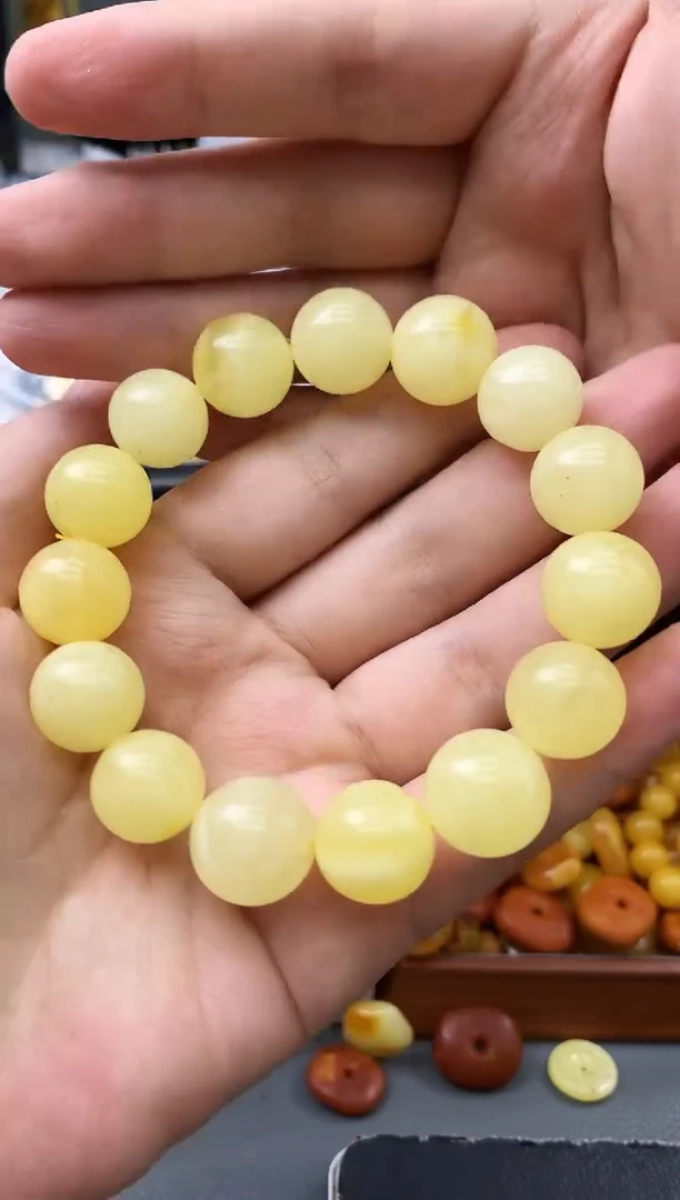 未镶嵌琥珀珠宝奇石63