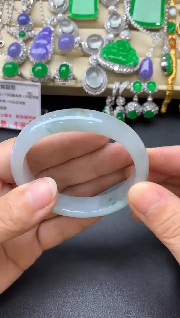 翡翠手镯未镶嵌468-中国好珍宝