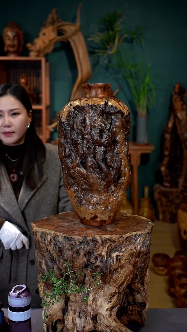 枣木雷击枣木龙纹观音瓶