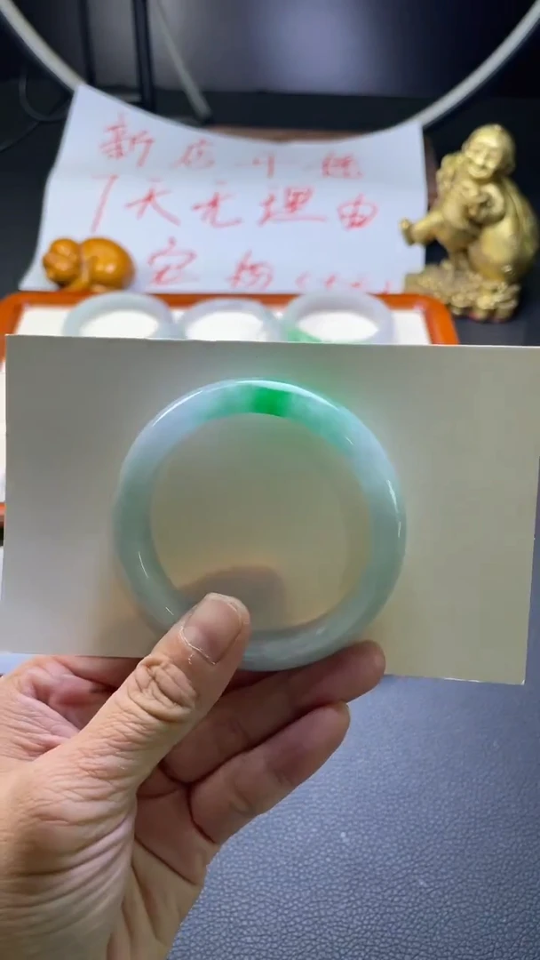 手镯丫*丫闪购为准，一物一证书