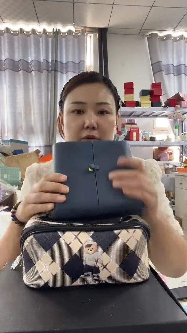 牦牛剖层皮革琪琪女包店超好看发图片款