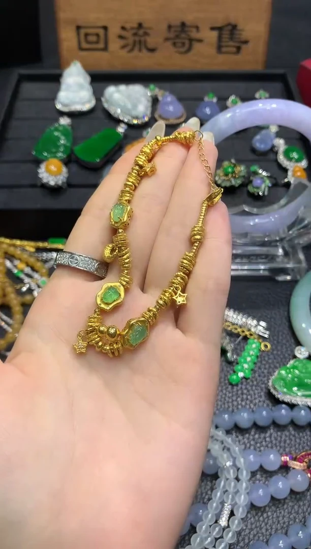 18K金镶嵌手链翡翠62团购
