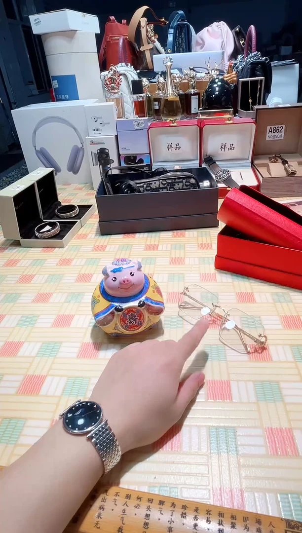 瓷片瓷器 库房到期 全部地板价@@1