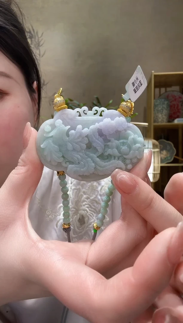 【闪购商品】翡翠颈饰未镶嵌吊坠