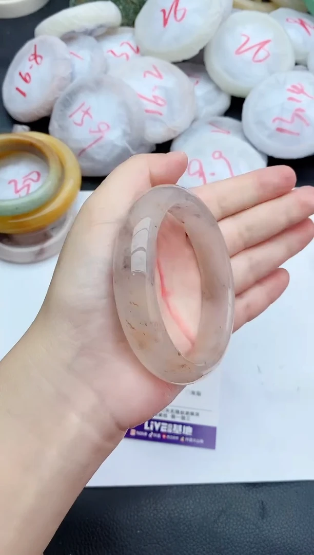 未镶嵌手镯石英质玉94+61/62