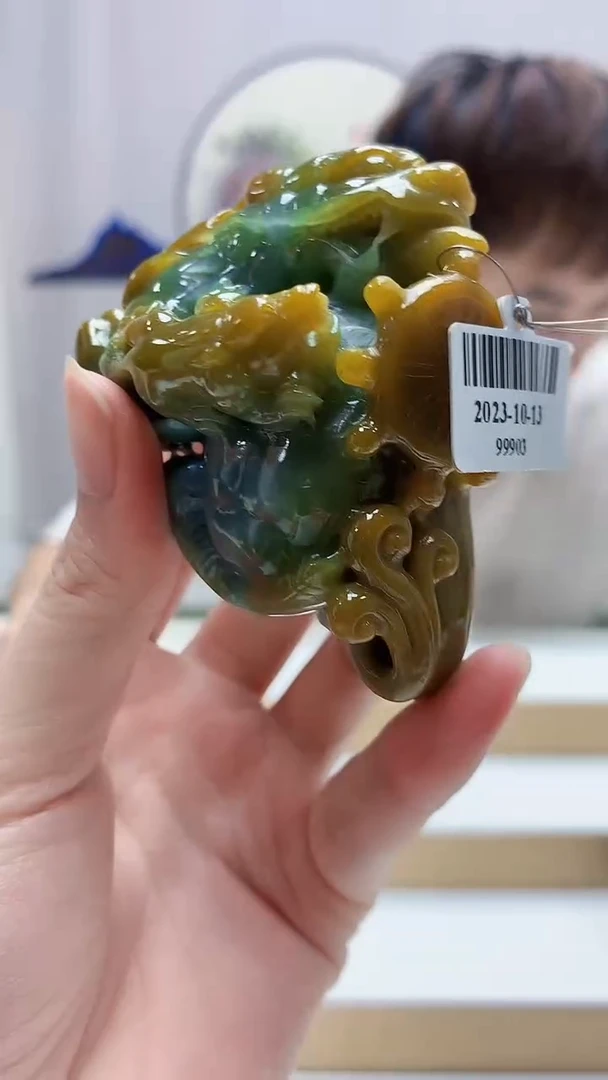 未镶嵌定制翡翠4868zm-毛货挂件181