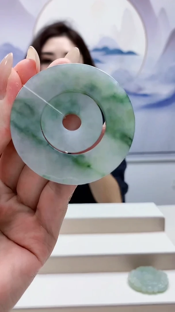 未镶嵌定制翡翠4829MM-毛货挂件93