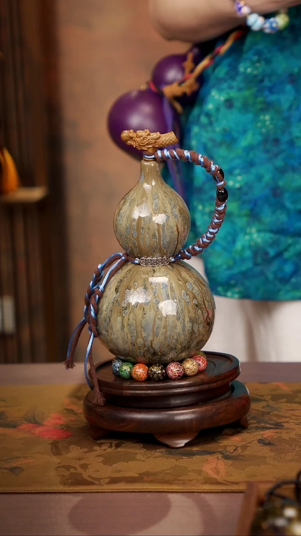 145易林大漆酒葫芦-----178