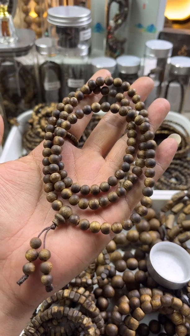 【闪购商品】沉香手串07绿棋圆珠多圈 多样性发其一