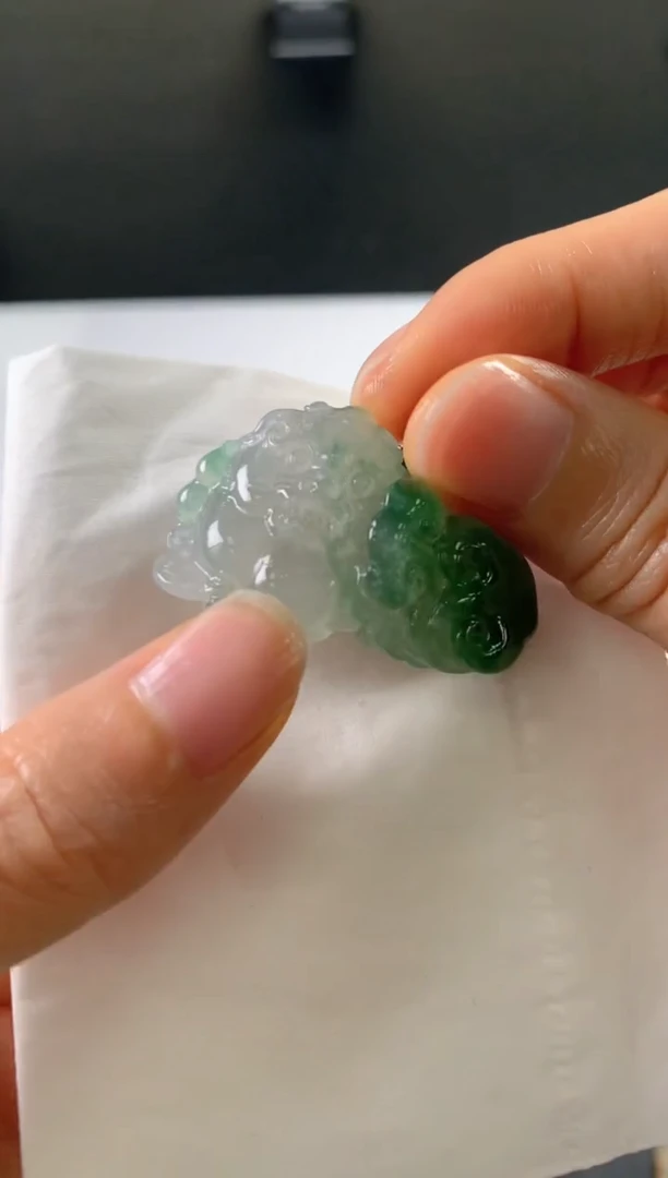 定制翡翠未镶嵌张**～毛货抛光