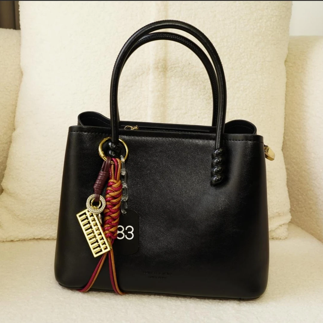 2025新款简约时尚百搭风手提款斜挎包P422