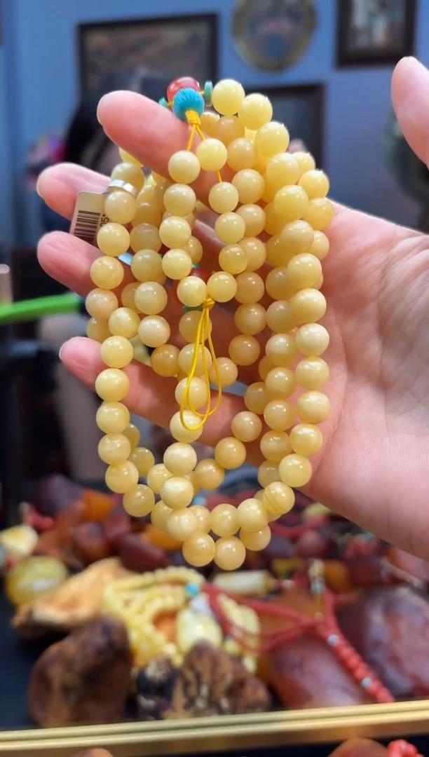 蜜蜡项链未镶嵌108链