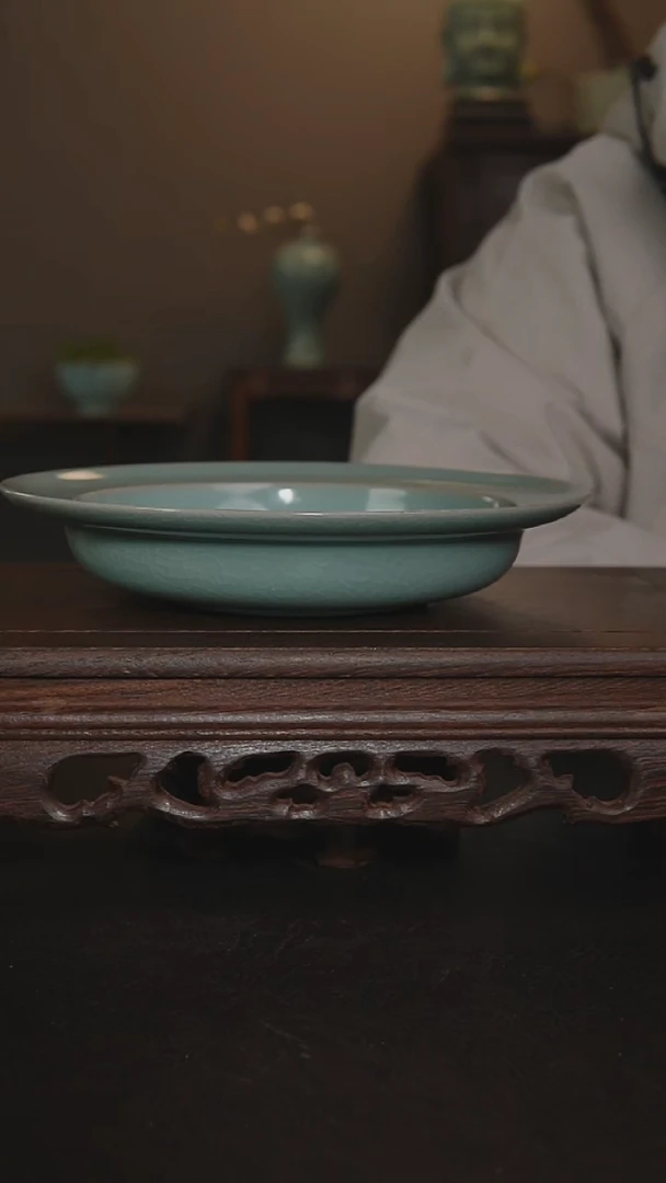 摆件瓷仿古手工折沿盘