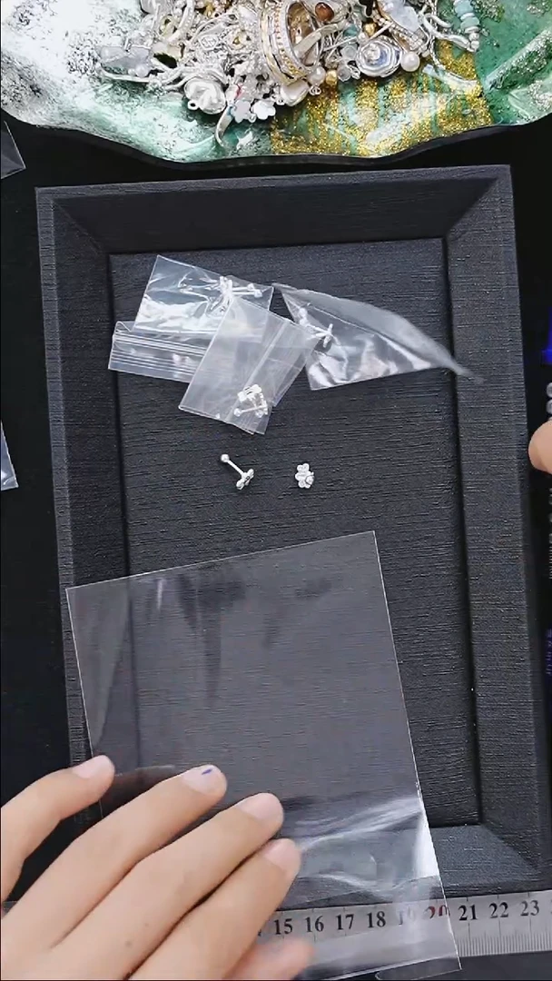 合成立方氧化锆925银114小蜜蜂耳钉