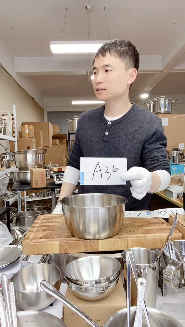 A36 微瑕伦凯18cm盆（使用）