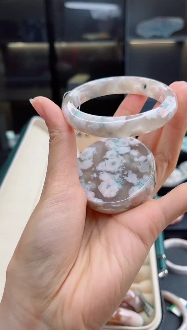 石英质玉手镯未镶嵌54圈口（赠送镯心）S9663