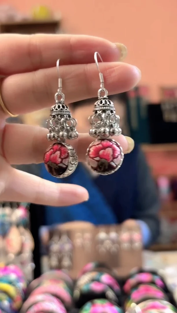 织绣艺枝独绣手工饰品399