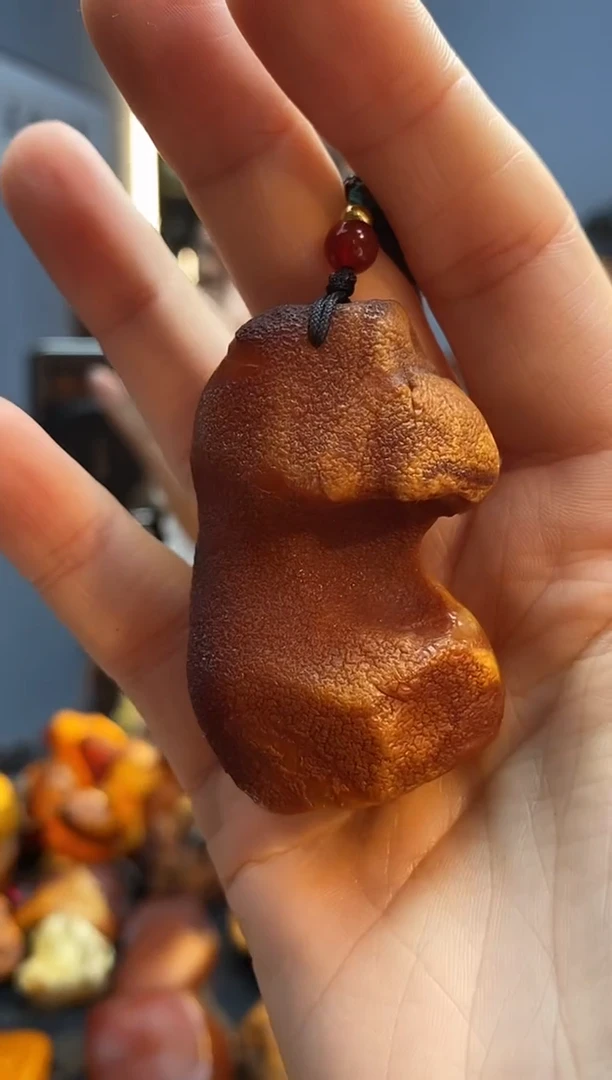 琥珀颈饰未镶嵌吊坠