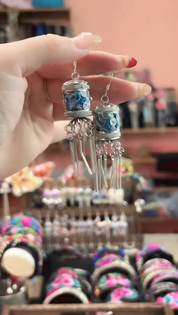 织绣艺艺枝独绣手工饰品  50