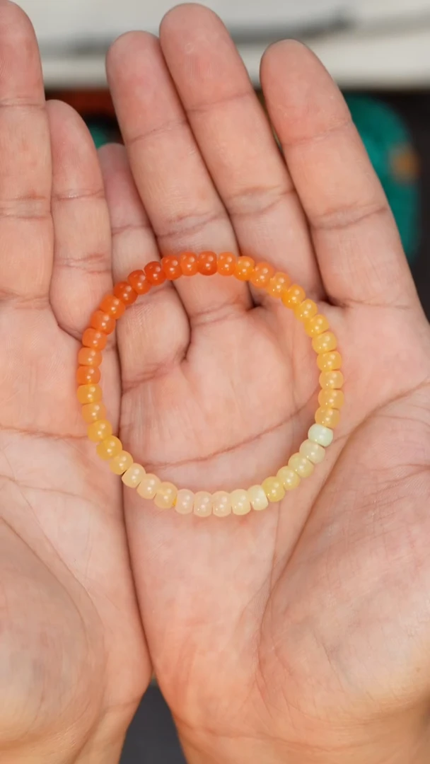 【闪购商品】石英质玉（缅黄）手串未镶嵌缅黄手串